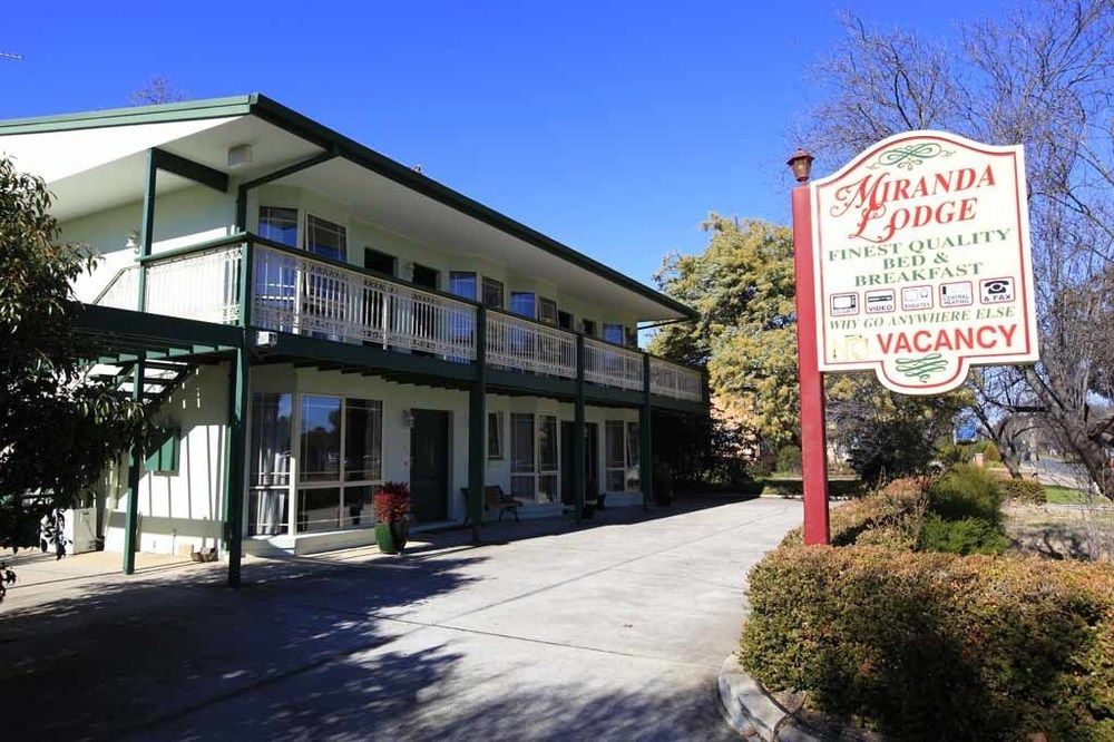 Miranda Lodge Canberra Ngoại thất bức ảnh