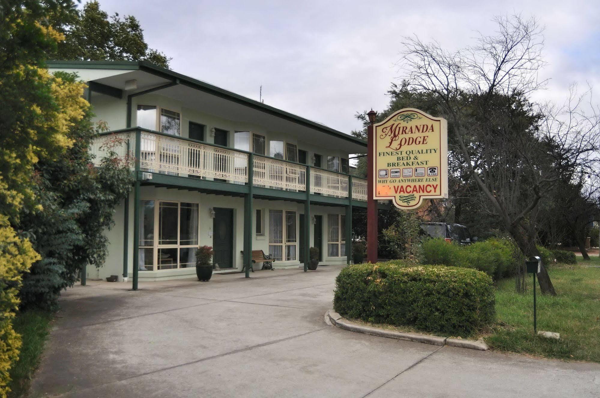 Miranda Lodge Canberra Ngoại thất bức ảnh